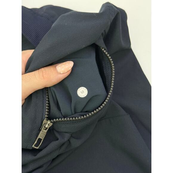 Lululemon navy ABC jogger 31" inseam - size medium - Picture 4 of 6